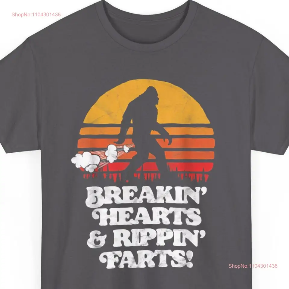 Sasquatch Breakin Hearts Rippin Farts Funny Bigfoot Sun T tričko dlhé alebo krátke rukávy
