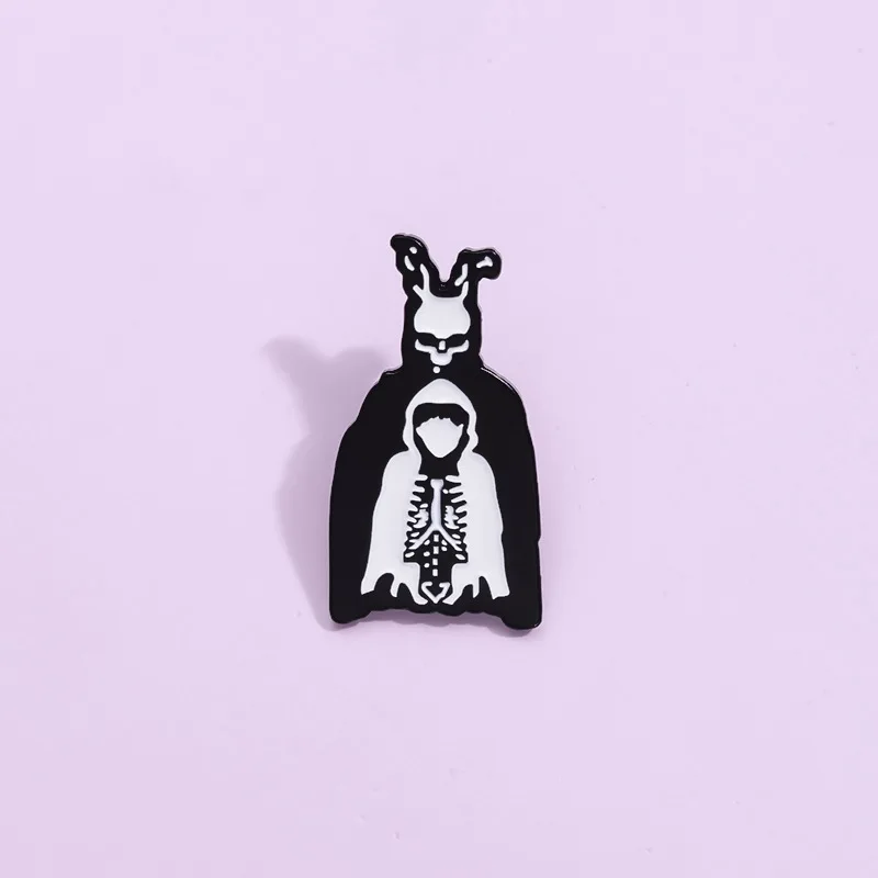 Science Fiction Sustense Movies Smalt Pins Strange Giant Rabbit Gothic Darko Film Film Brošes