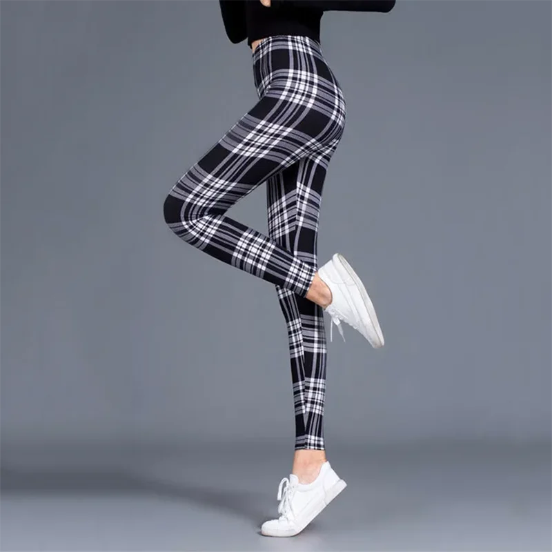 Sexy kockované štíhle legíny Príležitostné legíny s vysokým pásom Elastické módne dna legíny Ženy Fitness masklážne legíny tréning legíny