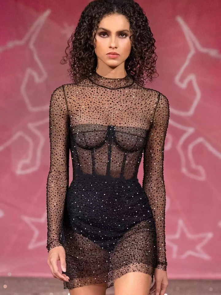 Sexy pozrite sa cez sieť s dlhým rukávom lesklé diamantové šaty Ženy čierna perspektíva krištáľové štíhle mini šaty nočné klubové šaty