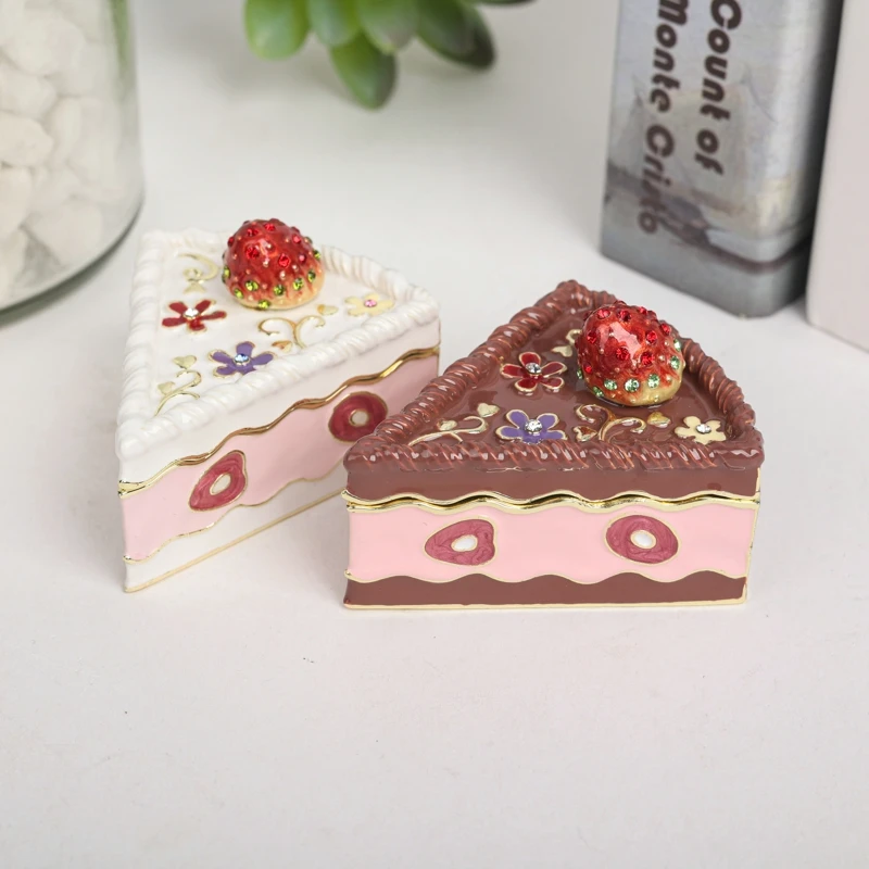 Shinnygifts torty šperky drobné krabičky ručne maľované smaltované s žiarivými kamienkami, kmeňovými úložiskami jedinečný darčekový toaletný stolík