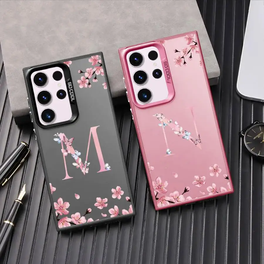 Shockproof Case pre Samsung Galaxy S24 S23 S22 Ultra S20 Fe S21 Plus poznámka 20 Silikónový škrupinový telefón Kvetinové písmeno Mn Funda