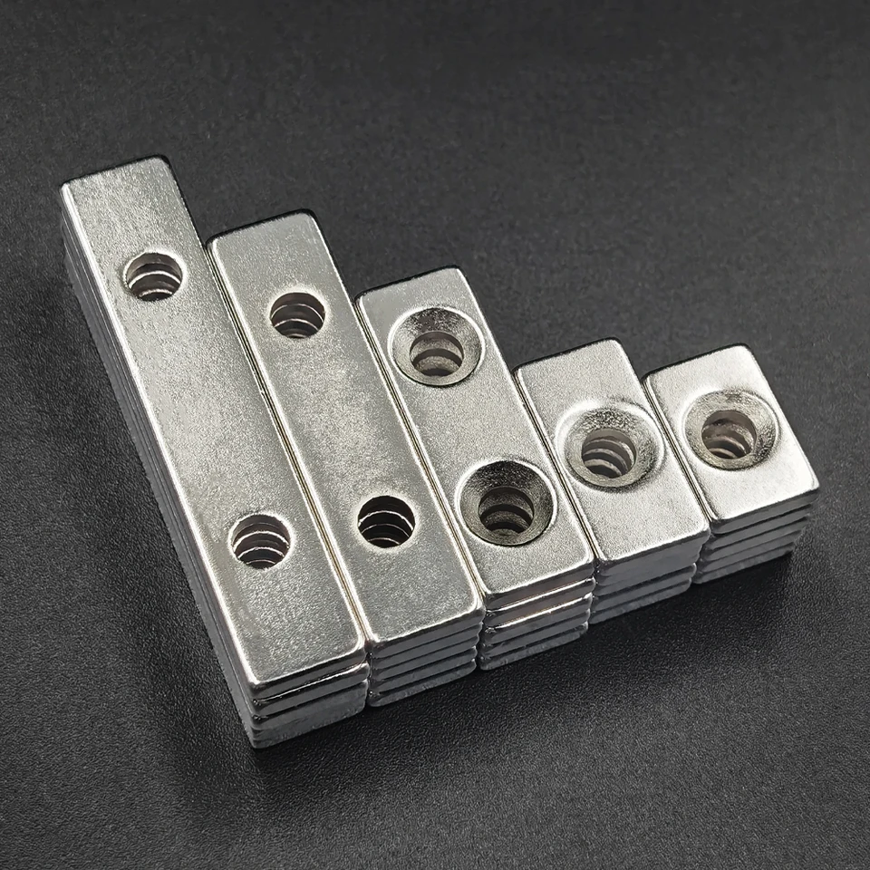 Silné blokové neodymium magnety s počítačovým dielom N35 ndfeb