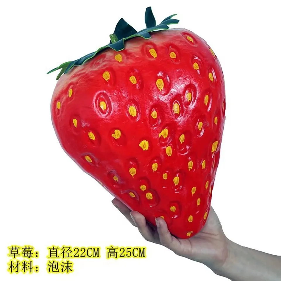 Simulovaná veľká výška jahody 25 cm priemer 22 cm False penová jahodová nábytok