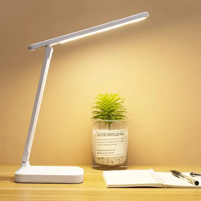Skladacia stolová lampa Ochrana očí dotyk stmievacia LED dióda LED Desk LAMP Spálňa Štúdium Študent Čítanie USB Plug-in Nočné svetlo