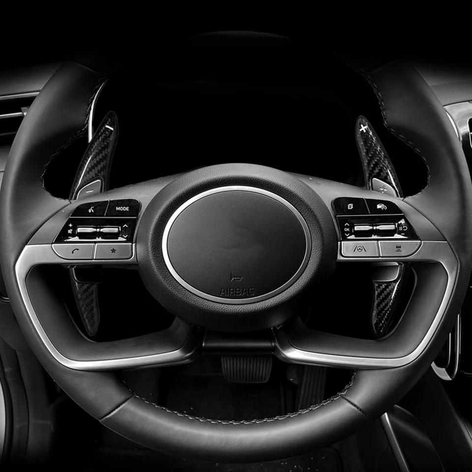 Skutočné predĺženie radenia volantu z uhlíkových vlákien pre Hyundai Staria 2021 2022 2023 2023 2023