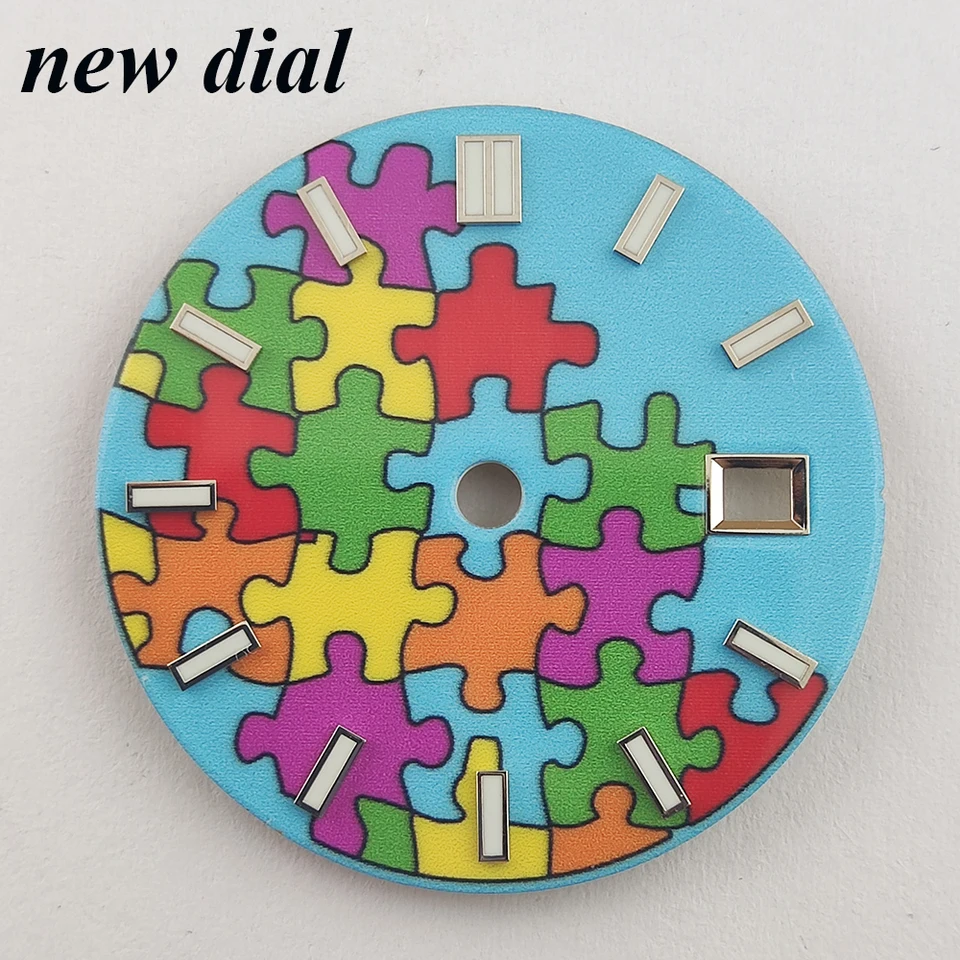 Sledujte číselník 28,5 mm a 31mm vytáčanie modrého žiarivého NH35 Dial Watch Diew pre NH35/36 Pohybujú
