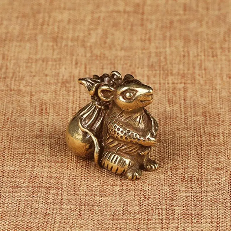 Solid Pure Brass Capere Mouse Pendant Antique Play Play Malé bronzové algebra peniaze zverokruh myš meď.