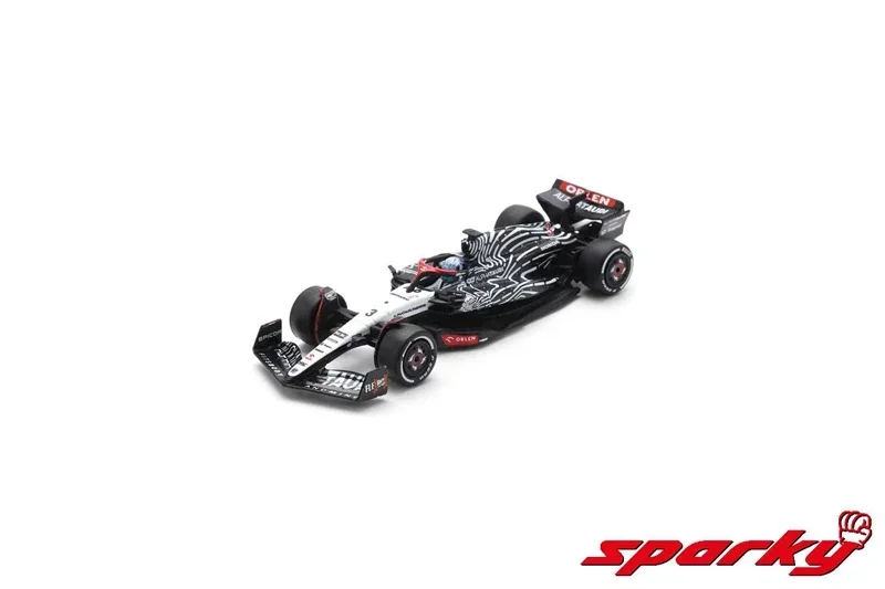 Spark 1:64 2023 F1 Alphatauri AT04 Scuderia Alphatauri Las Vegas