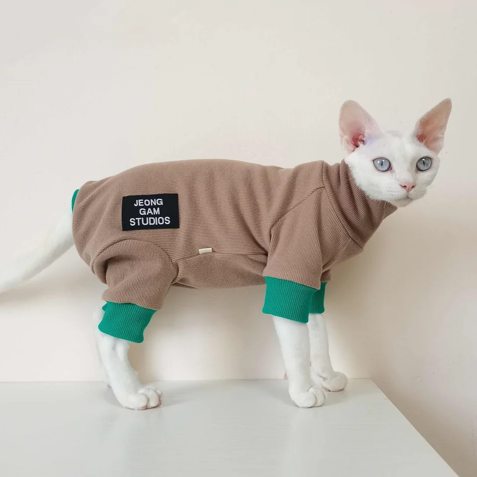 Sphynx Cat Clothes v jarnej farbe blokovanej 4-nohy bavlnená podsadina pre bezsrsté mačacie módne tričko kávu-zelené pre Devon Rex