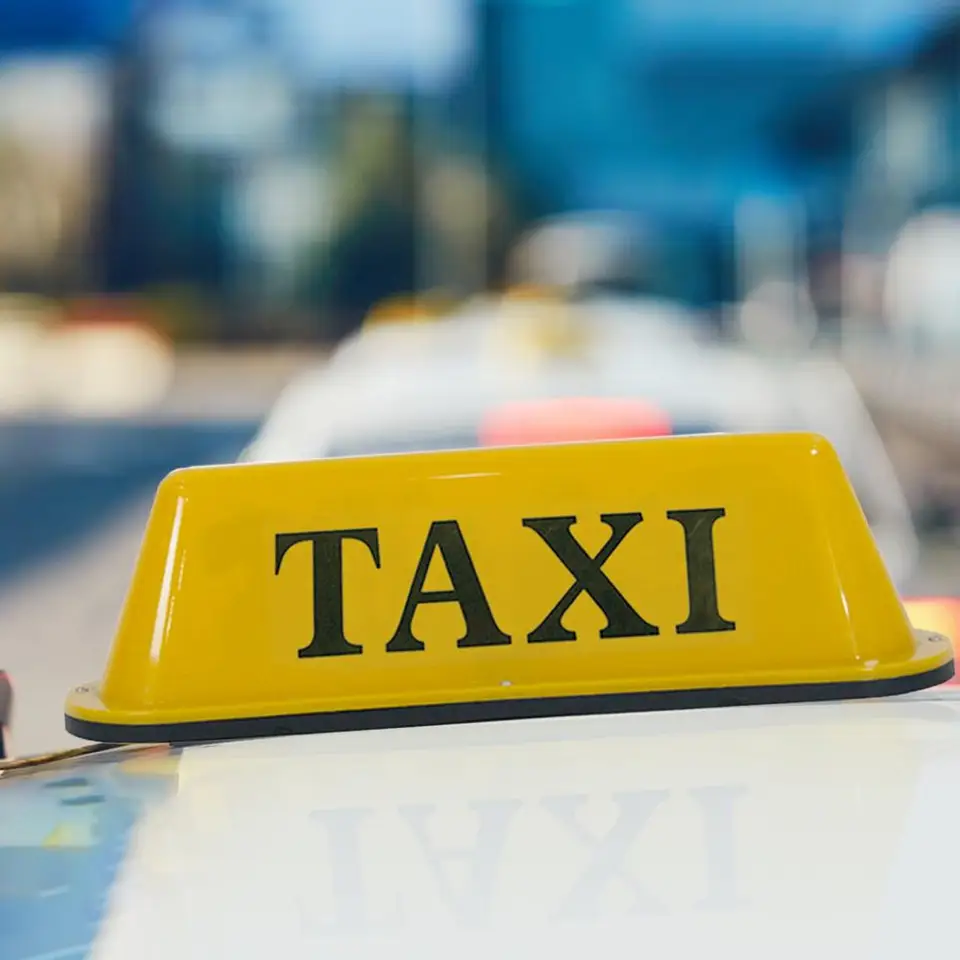 Spoľahlivý taxík strešná horná značka No Punch Cab Strecha LED žiarovka Svetl signál Znak Signál Magnetické počasie odolné v taxíku Svetelné vozidlá Dodávky