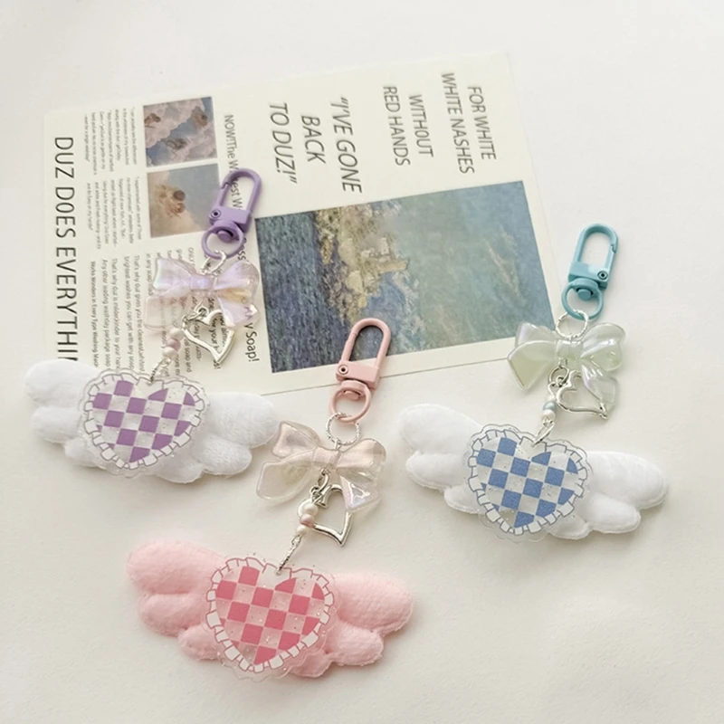 Srdcové krídlo bowknot Keychain krásne dekorácie Keyring Ornament Backpack Kúzlo kúzlo prívesok darček pre dievčatá ženy 13MC