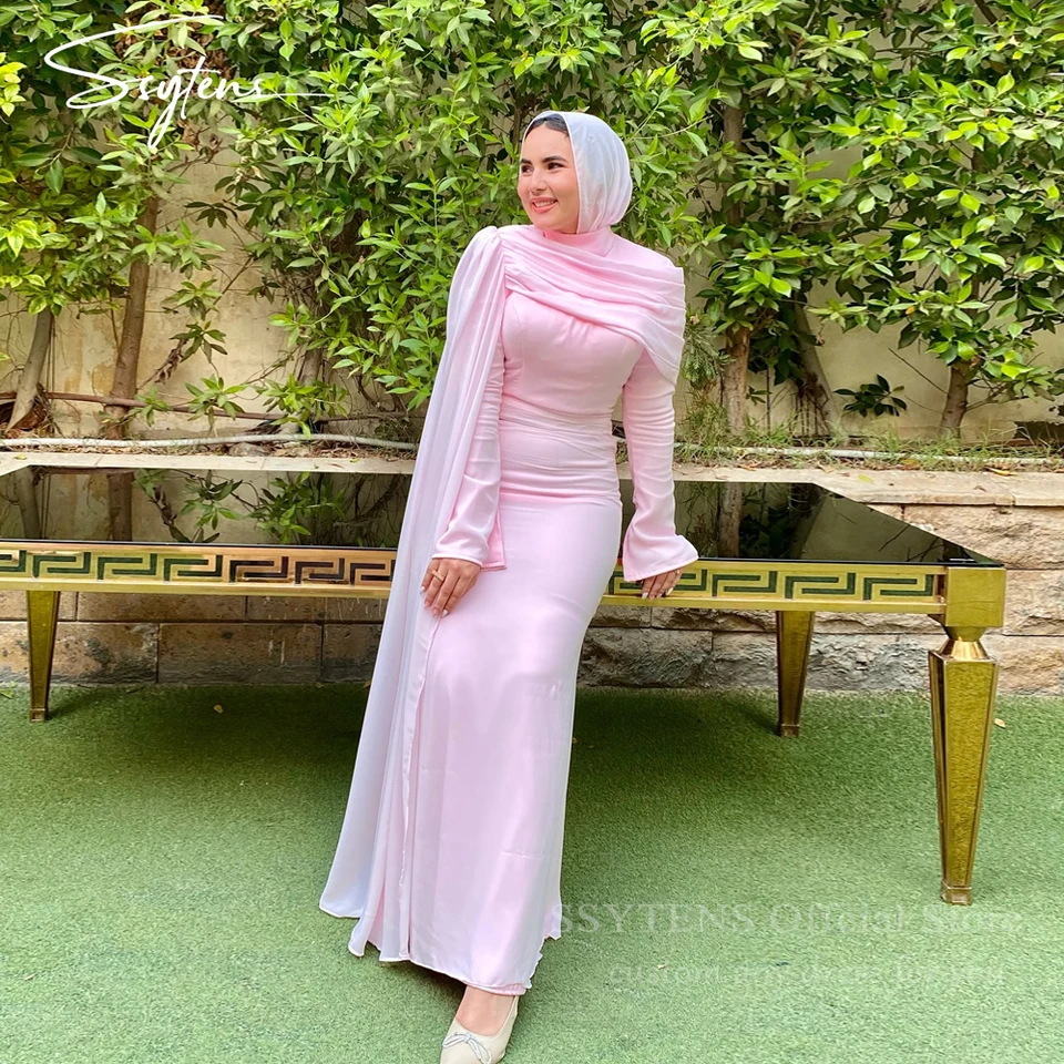 Ssytens skromné ​​ružové formálne večerné šaty Moslimské arabské ženy s dlhými rukávmi prom plášťami