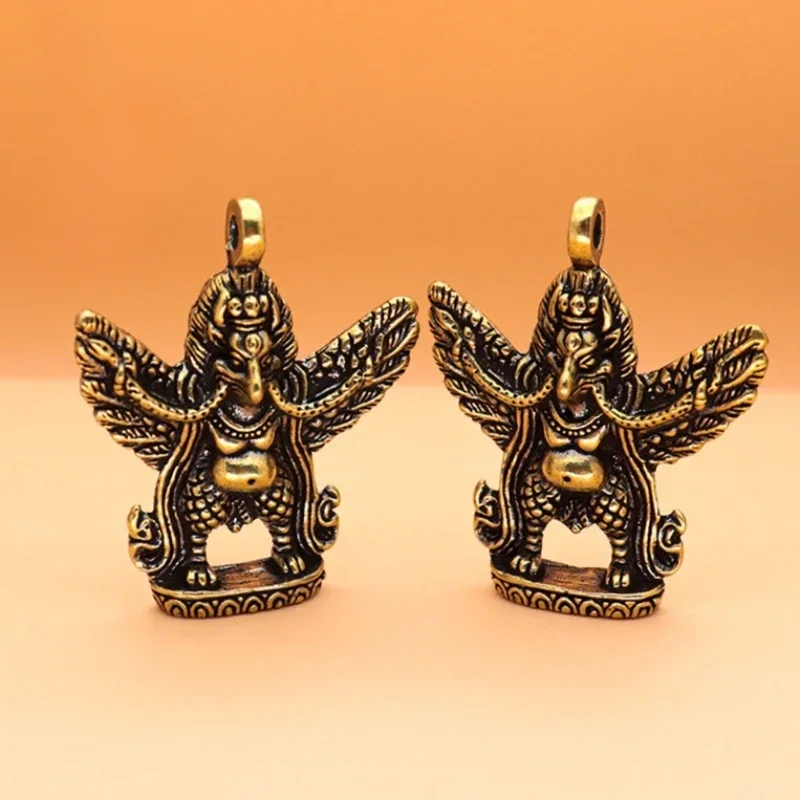 Starožitný mosadz God Eagle Cross Vajry Pestle Key React Prívesok Lucky Feng Shui Charms Copper God of Elephant Pestles Keyrings