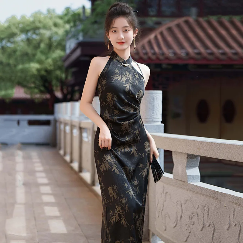 Stará Šanghajská tradícia qipao Elegantné ženy vykonávajú formálne cheongsam sexy sexy bez rukávov Halter mandarínový golier dlhé šaty Vestidos