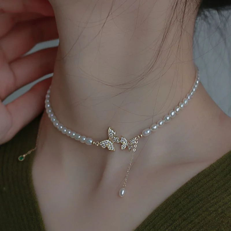 Super rozprávkové kvetinové náhrdelník Light Luxusný výklenok dizajn perly Pendant Choker Temperament dlhý golierový reťazec dámske šperky