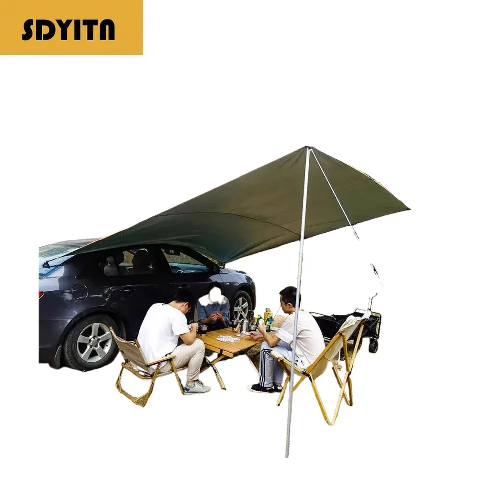 SUV, bočná markíza, vodotesná plachta s stĺpmi, lanami, kolíkmi a kotvou v prísavke, vonkajším kempingovým automobilom