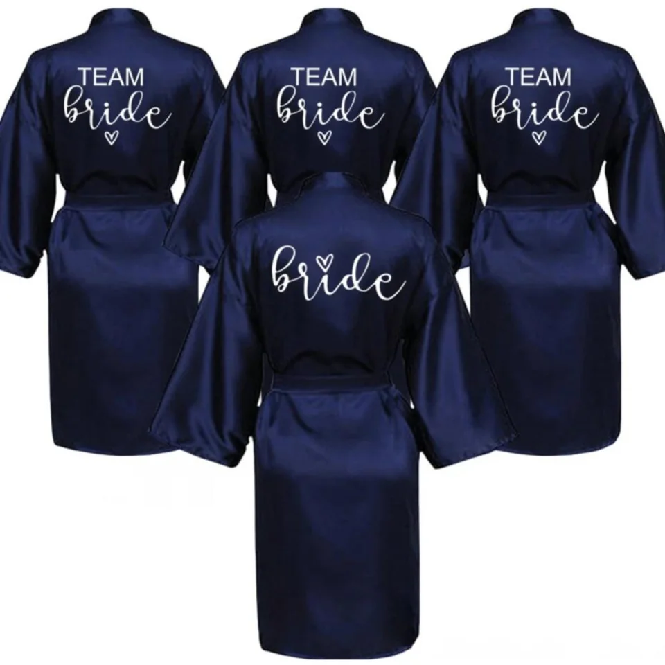 Svadobná strana tímu nevesta s čiernymi listami Kimono Satin Pamas Družička Bathrobe SP063