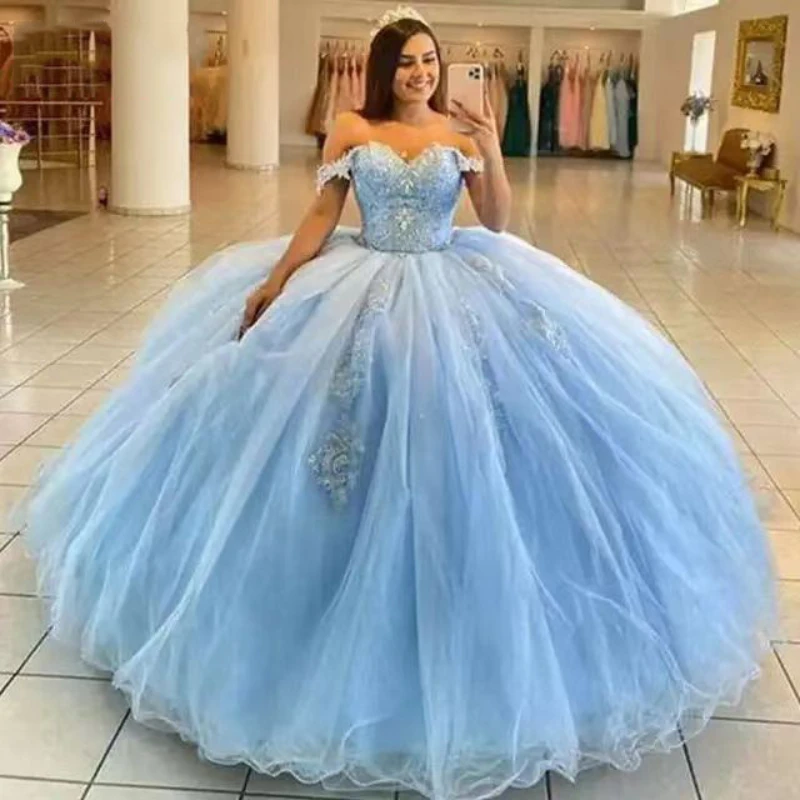Svetlo modrá romantická guľôčka šaty quinceanera šaty zlatíčko Aplikácie Narodeninové oslavy Mexické dievčatá Vestidos de 15 años na sklade