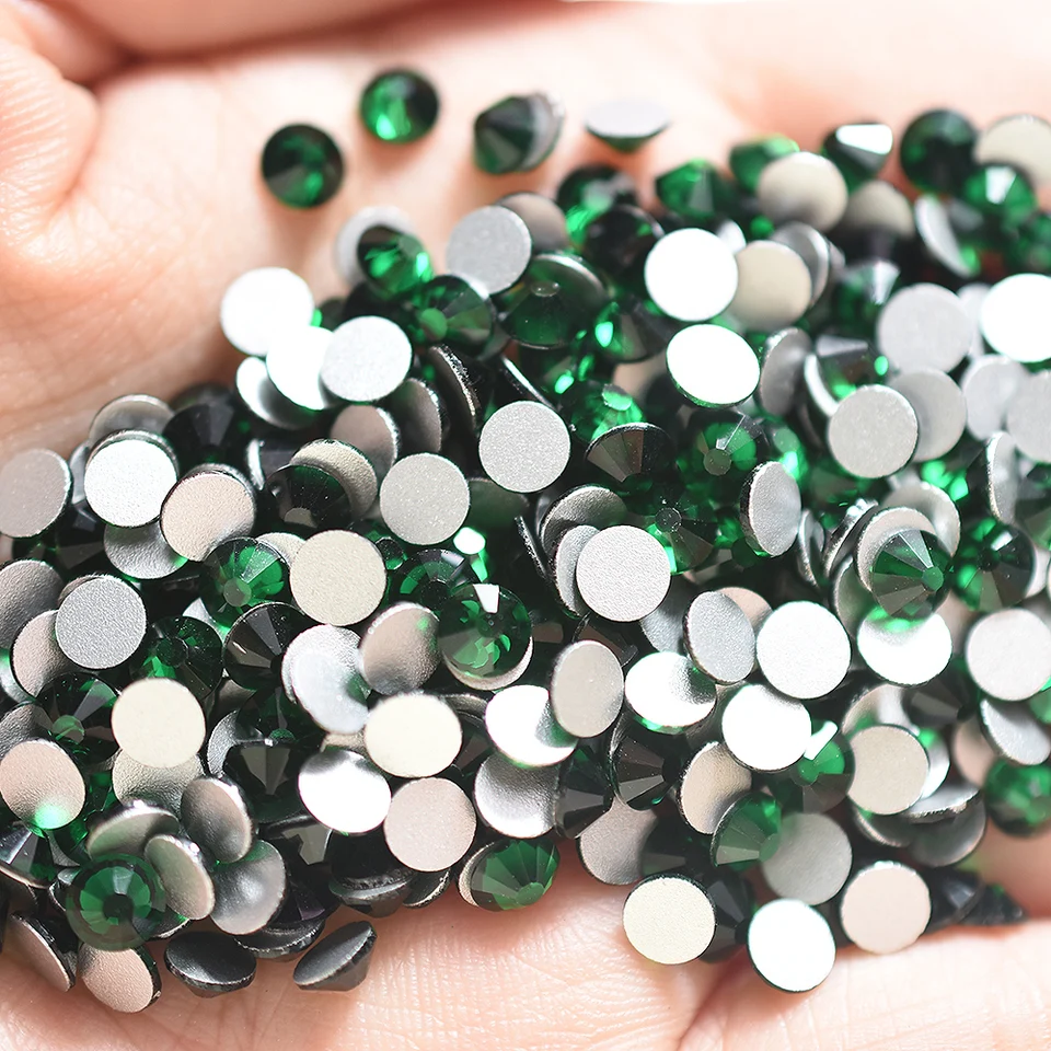 Swagpick SS4-40 Glass Emerald Green Crystal Flatback Non Hotfix Smienok kamenné kúzlo na nechty dekorácie šperky