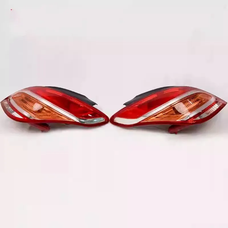Taillight s taillight Auto pre Peugeot 308 TACH BRZDELA LAMP SVETLO SILD SIGNE SILD SILD