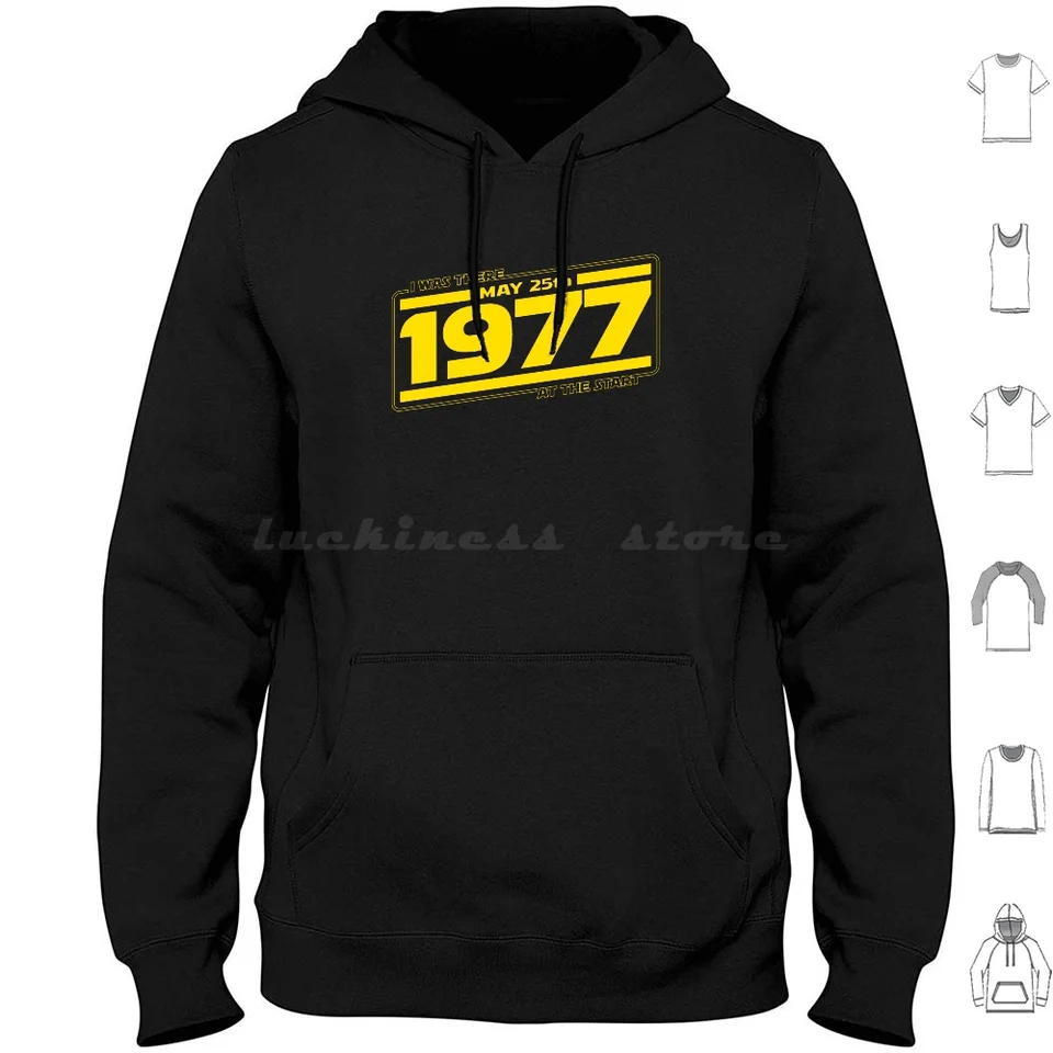 Tam na štartovacích mikinách sci fi logo sci fi logo 1977 Deň otvorenia sci -fi kult filmu Start Wars Cult Movie geek