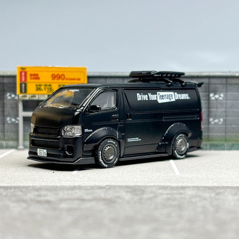 Tarmac pracuje TW 1:64 Hiace Diecast Model CAR
