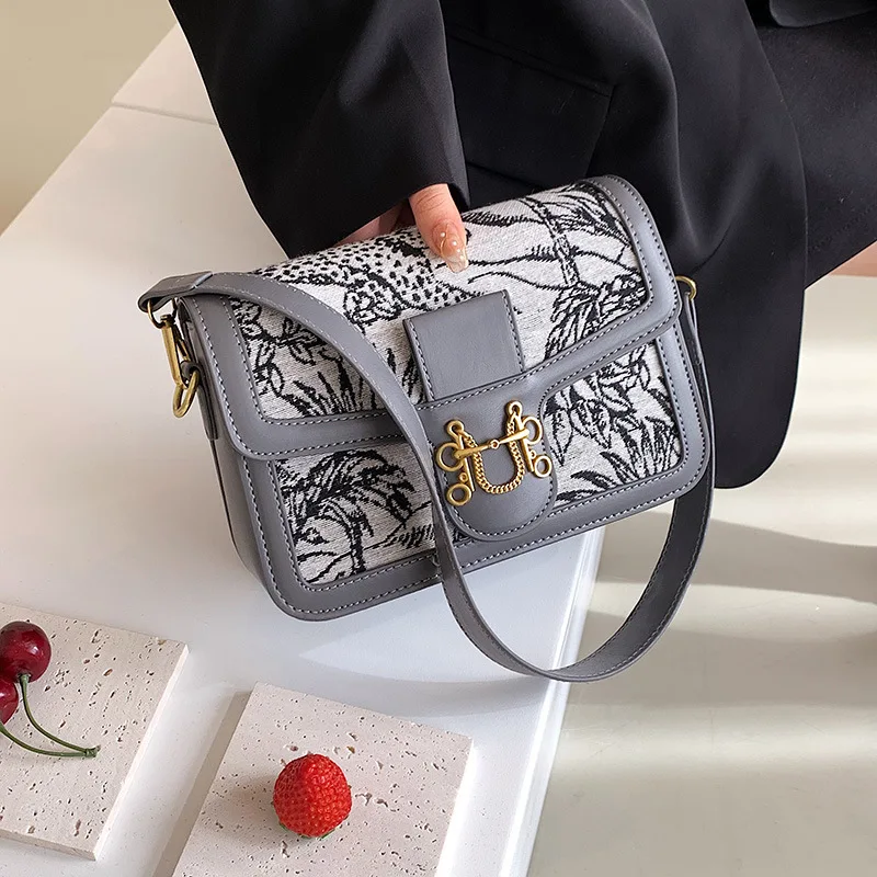 Tašky pre ženy 2022 Nové luxusné kabelky Bolso replika módna retro kabelka ženská taška na rameno tašku Messenger Design Design