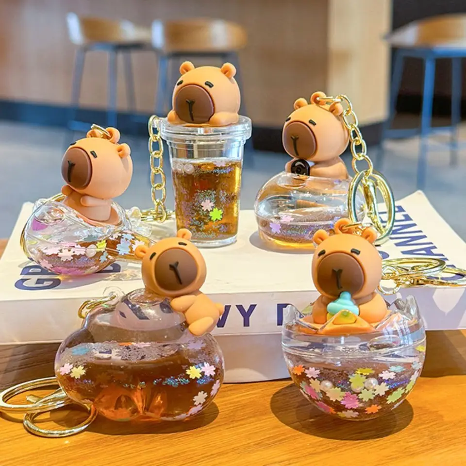Tečúca piesková fľaša Capybara Key Ring Bobblehead Cartoon Capybara Guinea Pig Keychain Oil Funny Caphybara Batohový prívesok