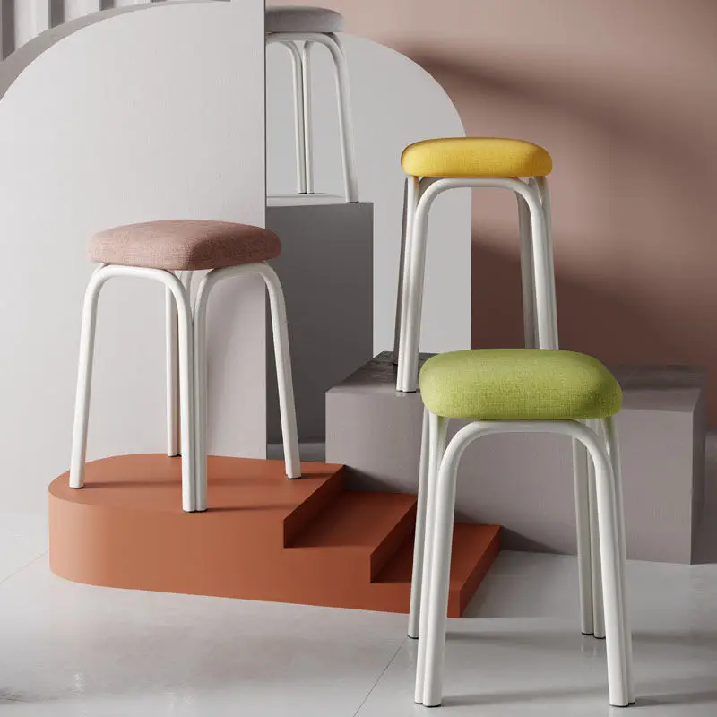Tkanina Stool Ekonomická malé stoličky Jednoduchá moderná jedálenská stolička Hrubá plastová lavica Domácnosť Silná zaťažená kapacita