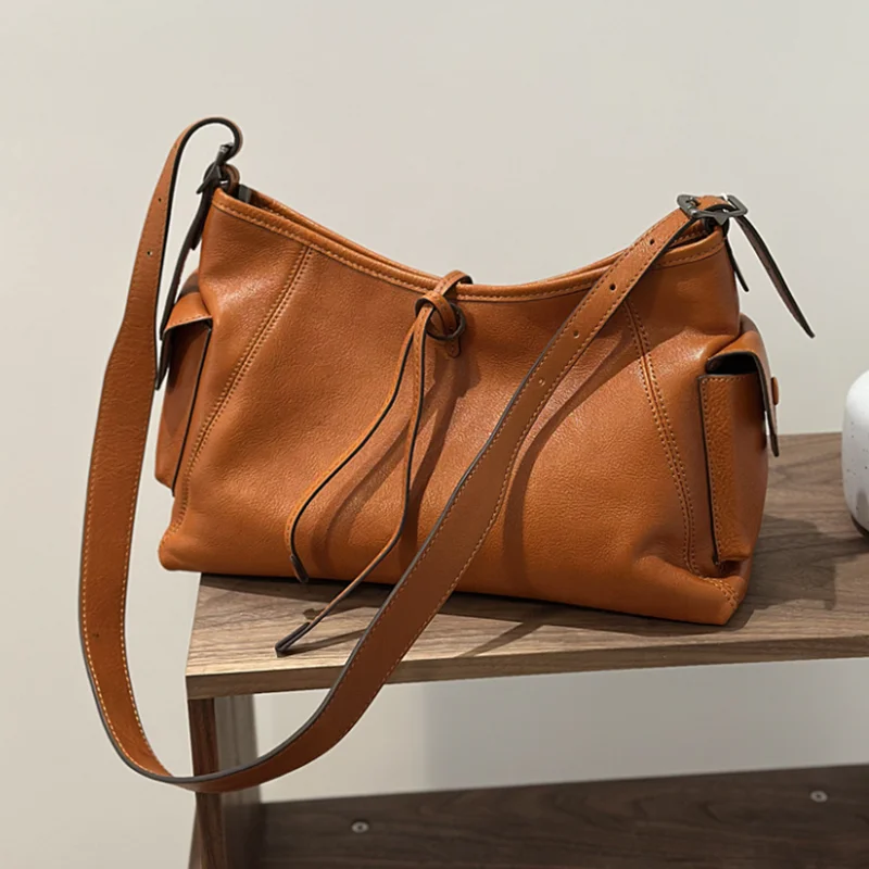 Tote taška Ženy 2025 Nová prvá vrstva Skutočná cowhide veľká taška veľká kapacita Crossbody Commuter Ramer Bag Bag