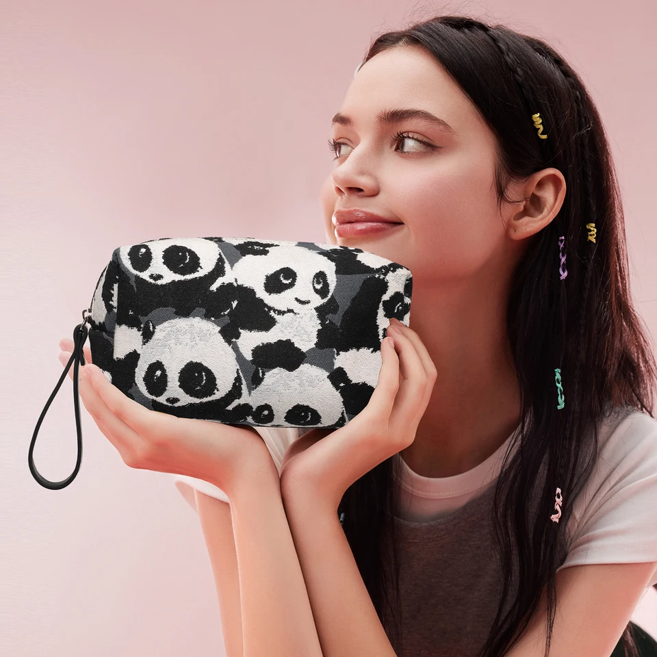 Toutou Cute Panda Pattern Cosmetic Bag, taška na make -up kreslenej spojky, prenosné cestovné úložné puzdro