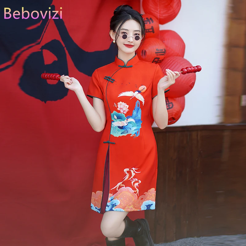 Tradičný čínsky štýl Red Cheongsam 2024 Summer Moderné vylepšené krátke šitie dámske šaty Qipao Nový rok CNY
