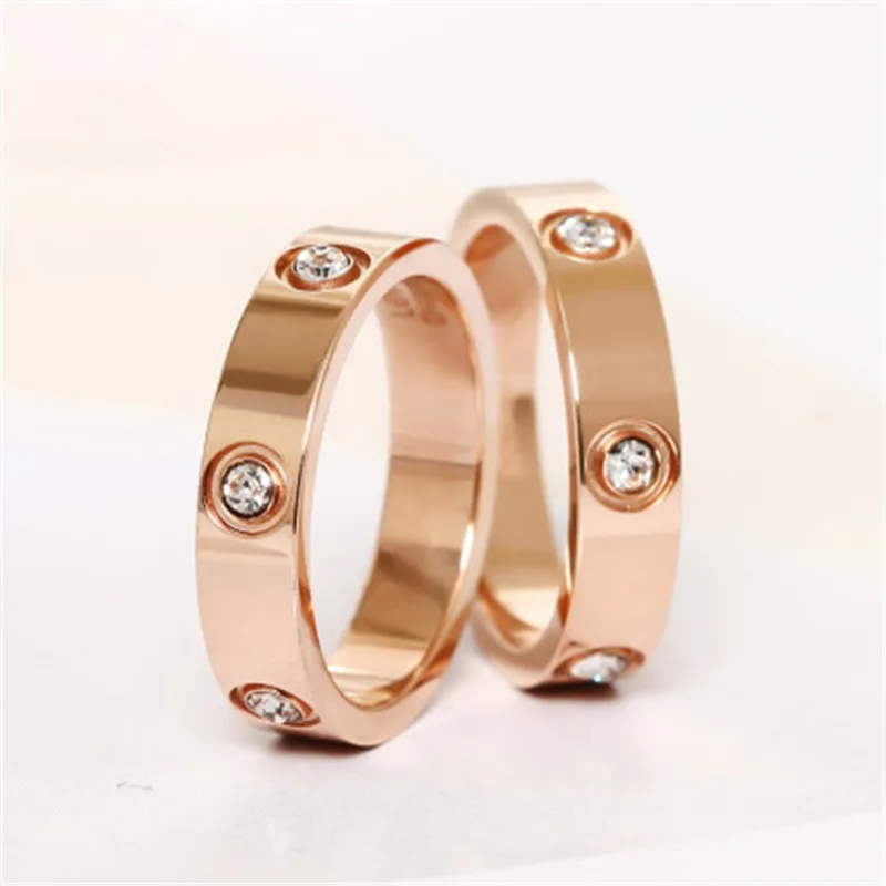 Trendy z nehrdzavejúcej ocele ružové zlato Color Love prsteň pre ženy Men Pár CZ Crystal Rings Luxusná značka Šperky Svadobný darček KK050