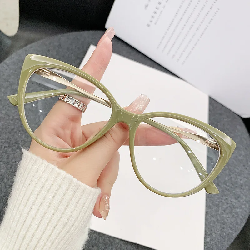 Tvar mačacie okuliare okuliare Tr90 Materiál modré svetlo blokujúce dámske okuliare okuliare vintage retro štýl okuliarov