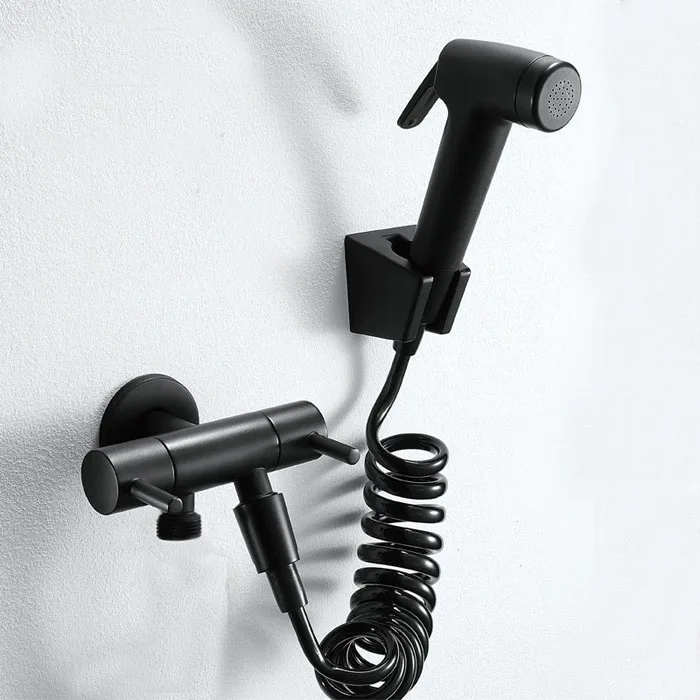 Two Way Out Wetle Cold Bidet Tap so sprchou Bidet Sprcha Black Bidet sprcha mosadzná nástenná žena podložka s Shattaf Set BD809