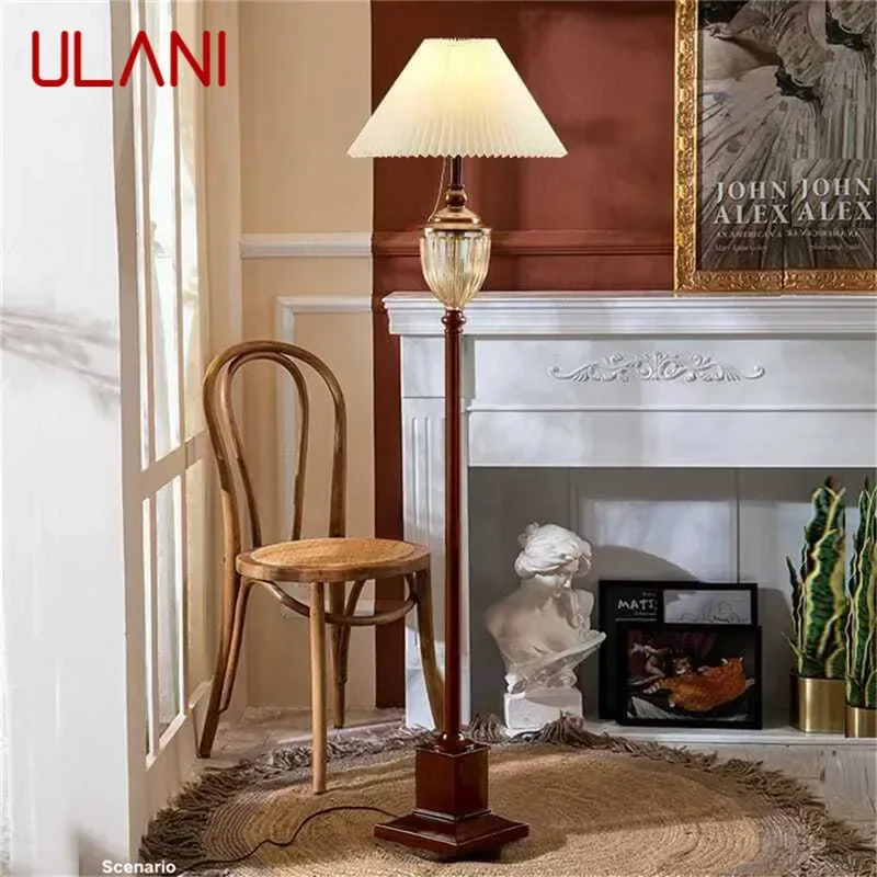Ulani americká retro poschodová lampa Európska luxusná obývacia izba v spálni vedľa pohovky hotel villa dekoratívne stojaté svetlo