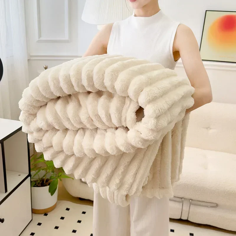 Umelý králik plyš s pruhovanou prikrývkou Warm Mäkké koralové fleece pohovky Hádzanie prikrývok Hicken Bed Fleet Pohyb pohovky uterák na gauč