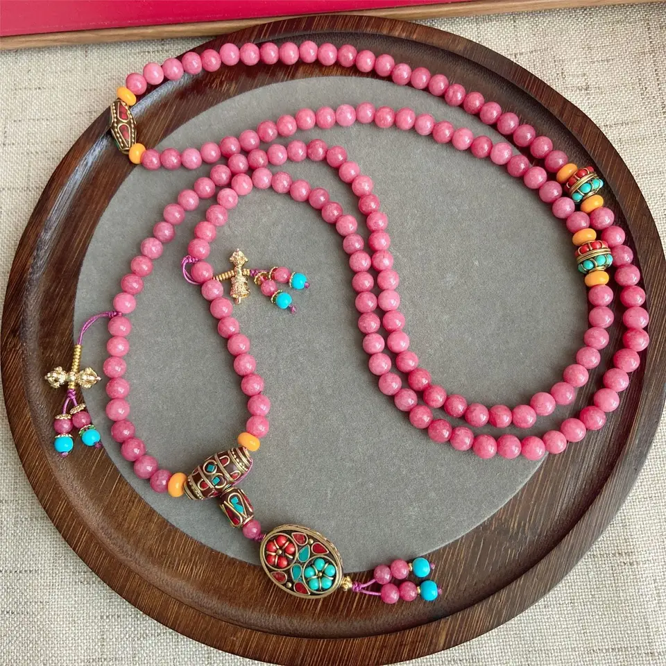 UMQ Originálny nový čínsky štýl Red Jade 108 Long Crossbody Retiad Chrbát náhrdelník All-Match Etnicko-štýl