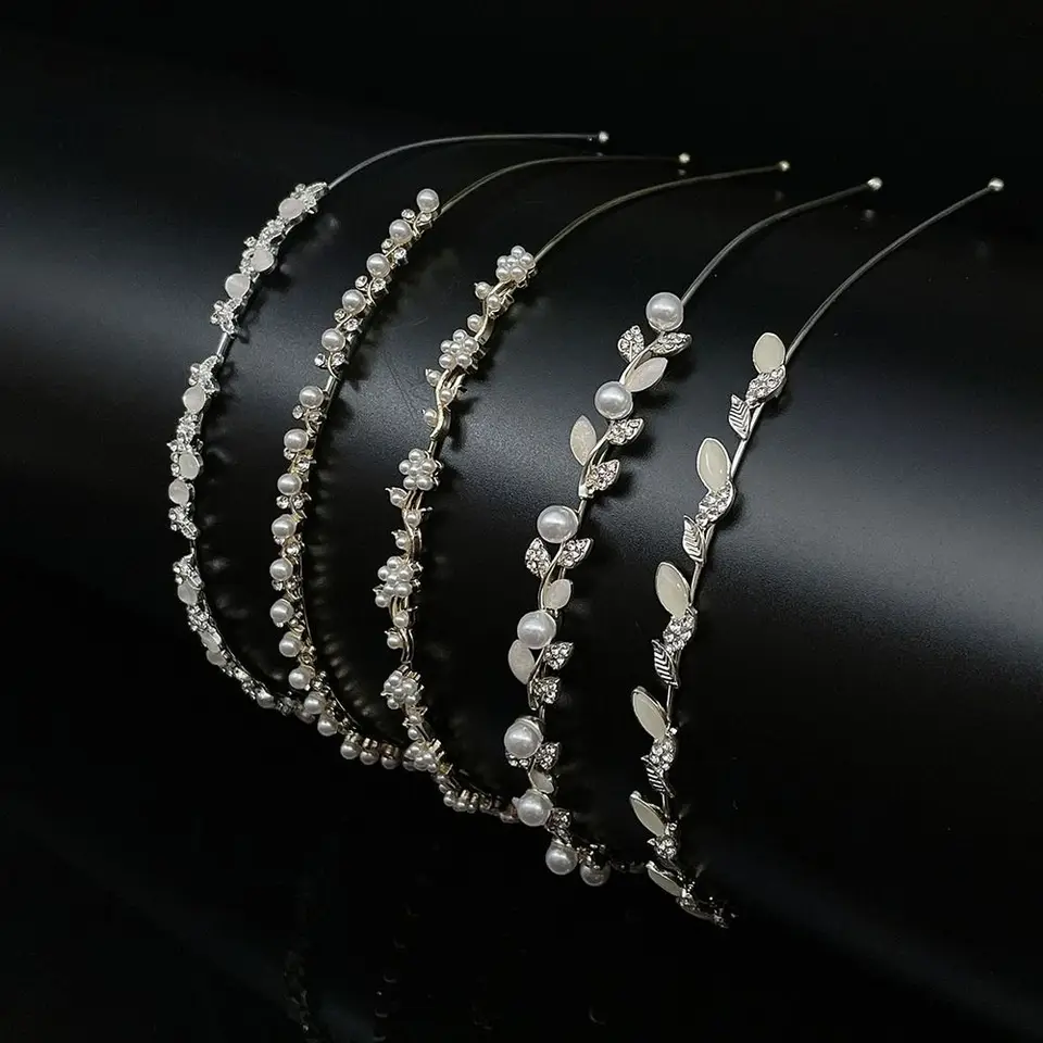 Unikátne kryštálové poklesy hlavy kamienok čelenka čelenky perly Hairband Ženy svadobné vlasové obruče Tiara Koruna čelenka Vlasové doplnky