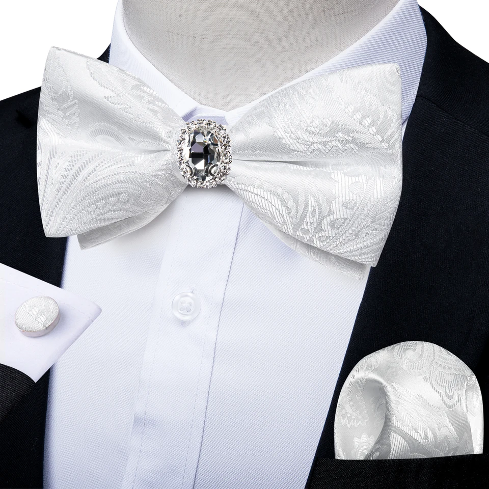 Unikátny dizajnér biely pred viazaný bowtie s klenotníckym prsteňom svadobné pánske kravaty motýľ pre podnikanie