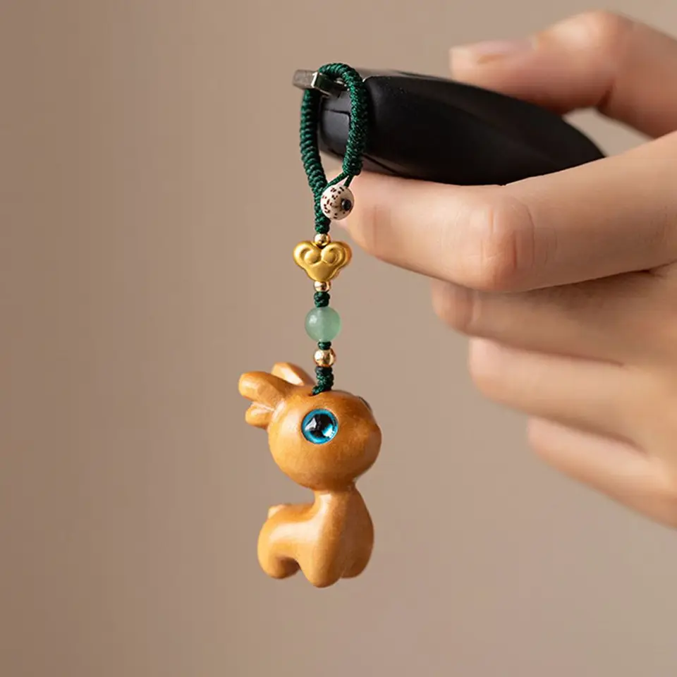 Unisex roztomilý reťaz automobilu Deer jeleň šnúrka santalové drevo prívesok drevený reťazec mobilný telefón čínsky štýl kľúča prsteň