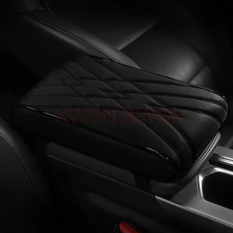Univerzálny štýl nappa kožené lakťové lakťové lakťové lakťové krabičky Rat pre Geely Ecgrand EC7 Nissan Juke Tucson Ford Focus 2 Interiérové ​​príslušenstvo