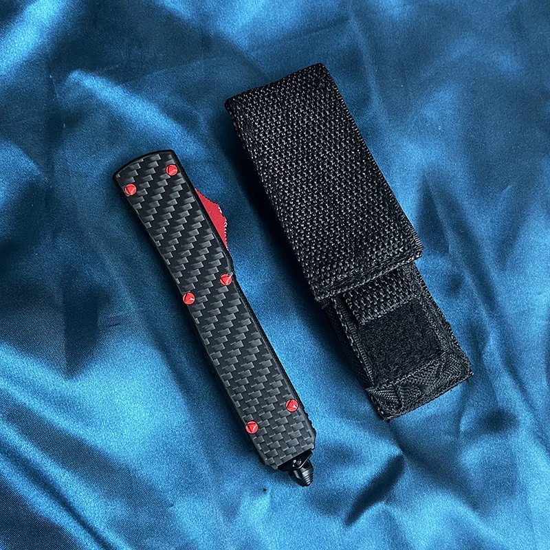 UT85 Micro OTF Tech Nôž UT Series D2 Oceľová čepeľ vrecka Hliníková zliatina + Kuchovňa z rukoväte uhlíkových vlákien Noža