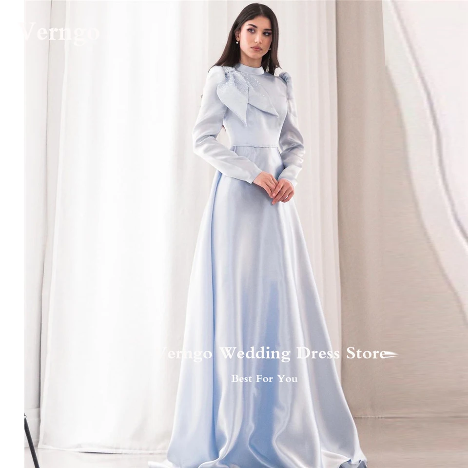 Verngo skromné ​​elegantné svetlo modré večerné šaty arabské ženy vysoký krk dlhé rukávy korálky luky saténové šaty Prom šaty prispôsobené