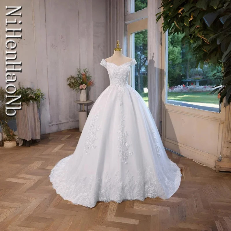 Vestido de Noiva Svetelné svadobné šaty Elegantné čipky čln luxusné guľôčkové šaty rúcho de mariee plus veľkosť