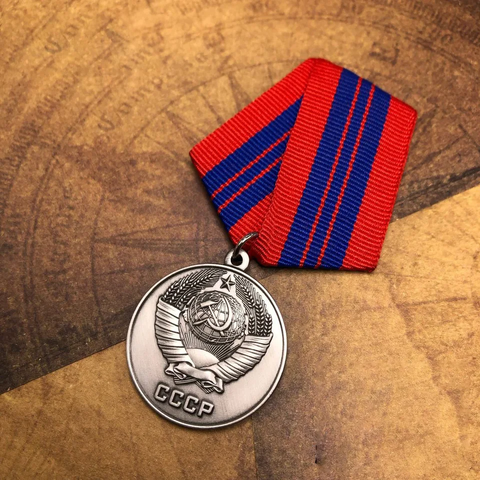 Veľkoobchod medaily sovietskeho medaily, vysoko kvalitný ruský znak strieborného striebra, sovietsky odznak, brošňu, prívesok