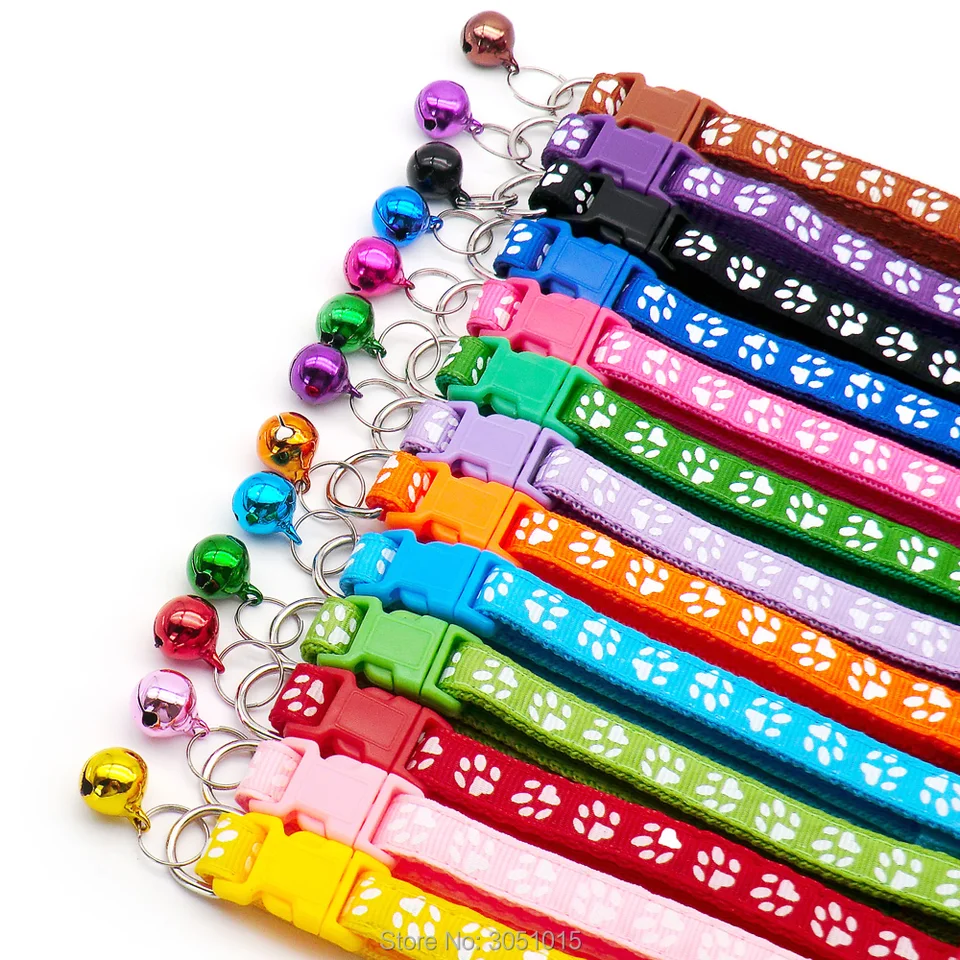 Veľkoobchod s 24 percentami bezpečnostných príležitostí Cast Dog Golier Neck Strap Módne nastaviteľné s zvončekovým obojkom Chčiemu psovi mačky