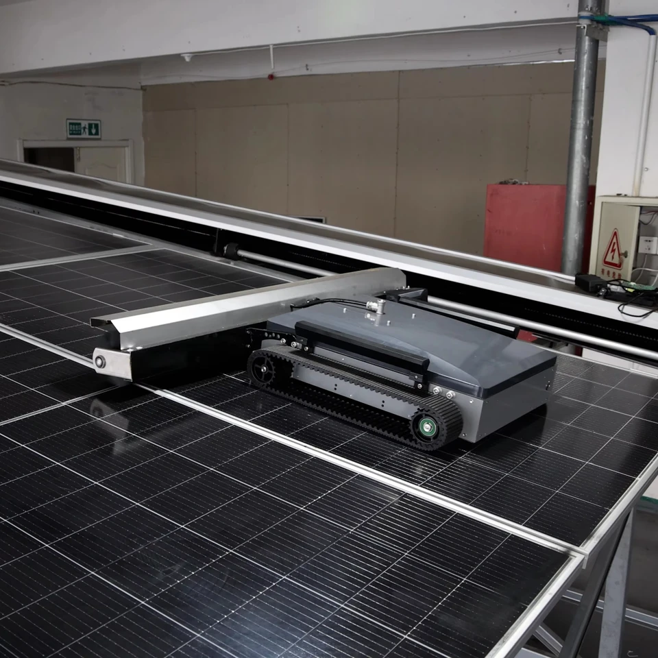 Veľkoobchodné fotovoltaické čistenie Automatické čistiace zariadenia na ochranus solárnej kefy