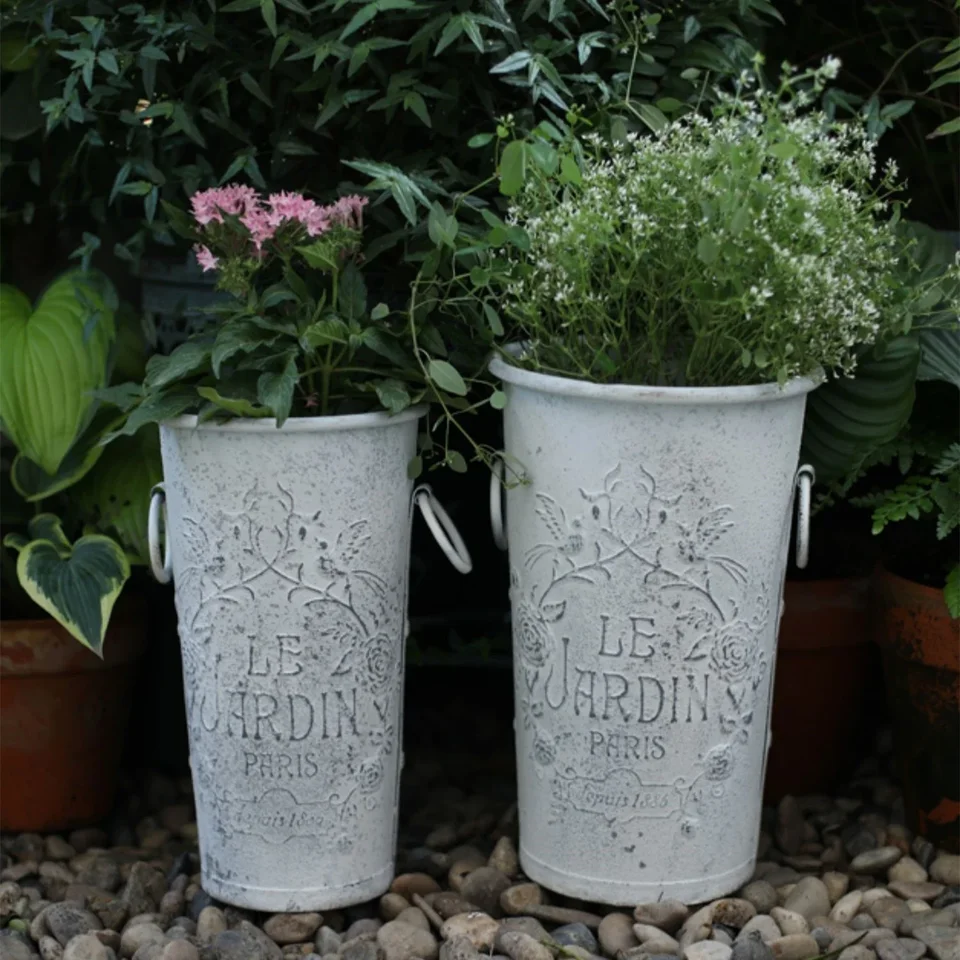 Veľká veľkosť retro kvetinový obchod Dvojitá rukavica High White Flowerpot Home Villa Courtyard Garden Ozdobiť reliéfovú tlačovú vázu